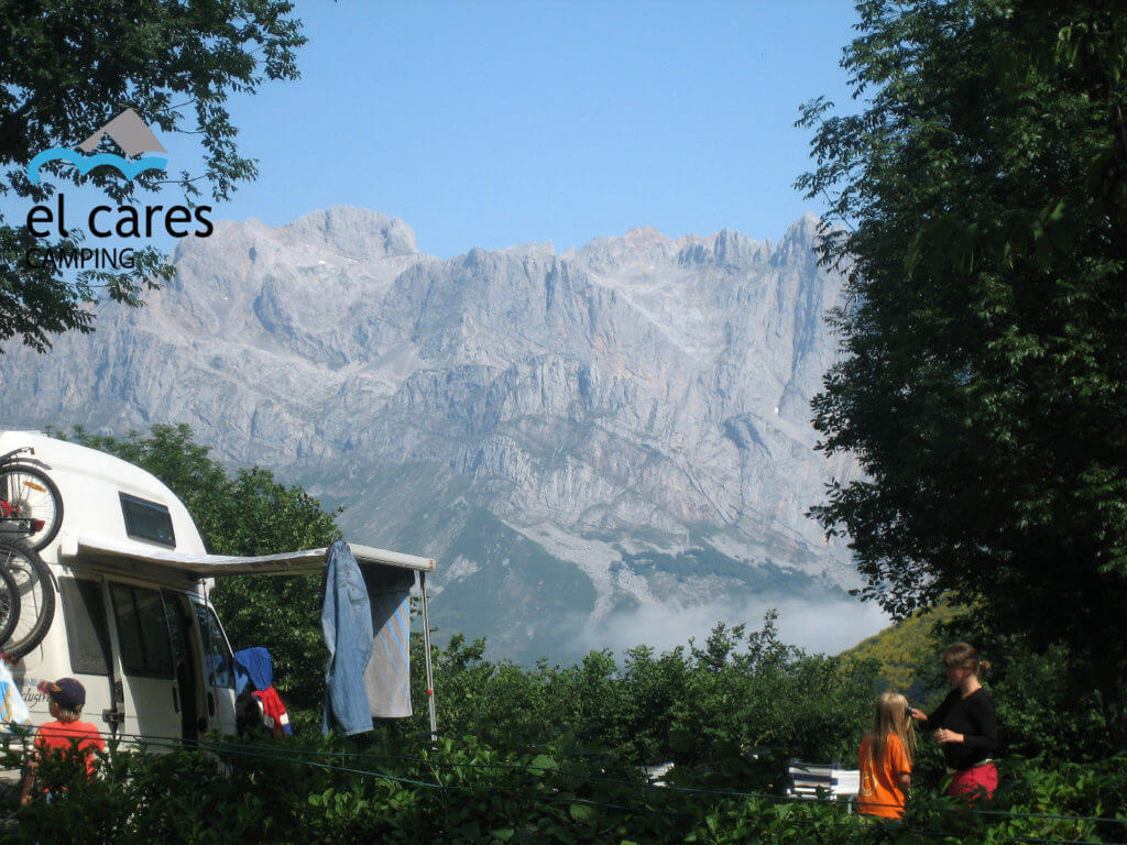 Caravana en el Cares Camping